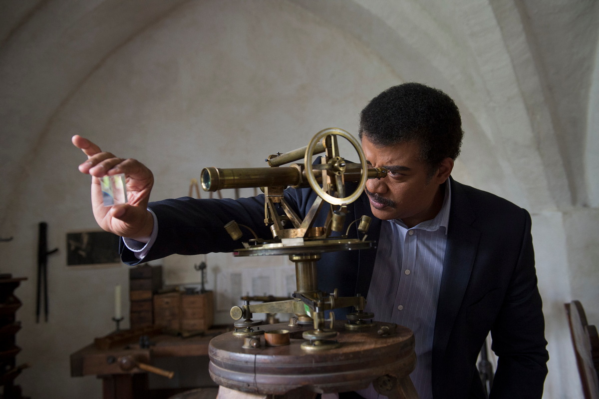 'Cosmos' Recap: 'Magic Tricks' of Light Illuminated